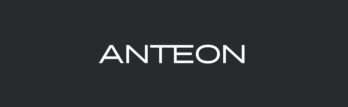 Das Logo von Anteon in weiß auf schwarzem Hintergrund