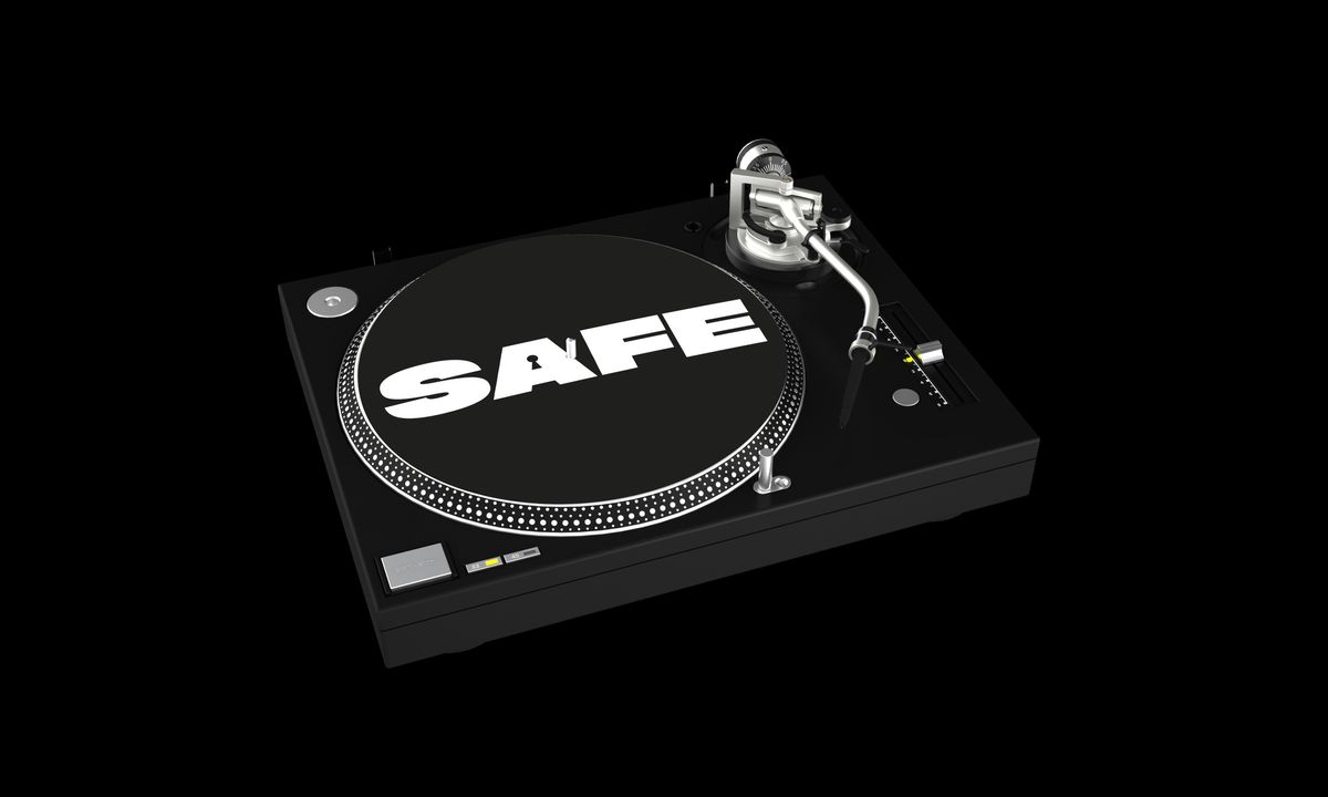 Safe Turnttable
