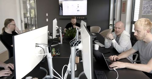 Bei arndtteunissen legen wir viel Wert darauf, dass Programmierung und Design eng miteinander verzahnt sind.