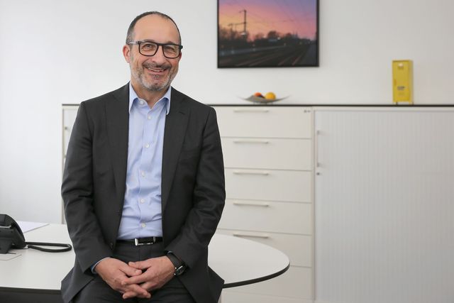 Portrait des Geschäftsführers Tomas Kirschenfauth.