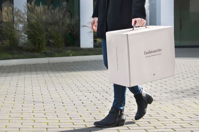Packaging Design Beispiel einer Transportbox für fashionette 