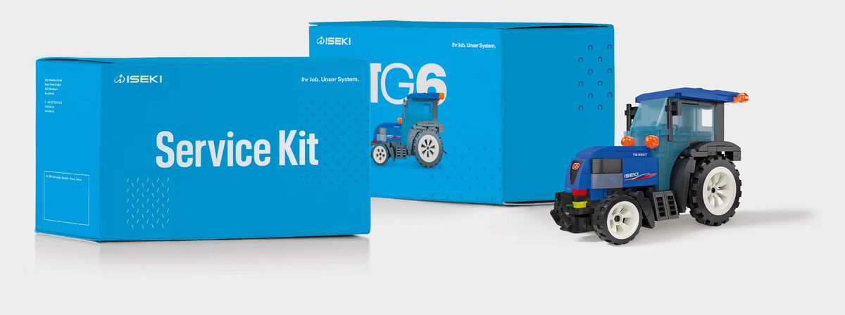 Verpackung des Service Kits sowie des Traktor Bausatzes