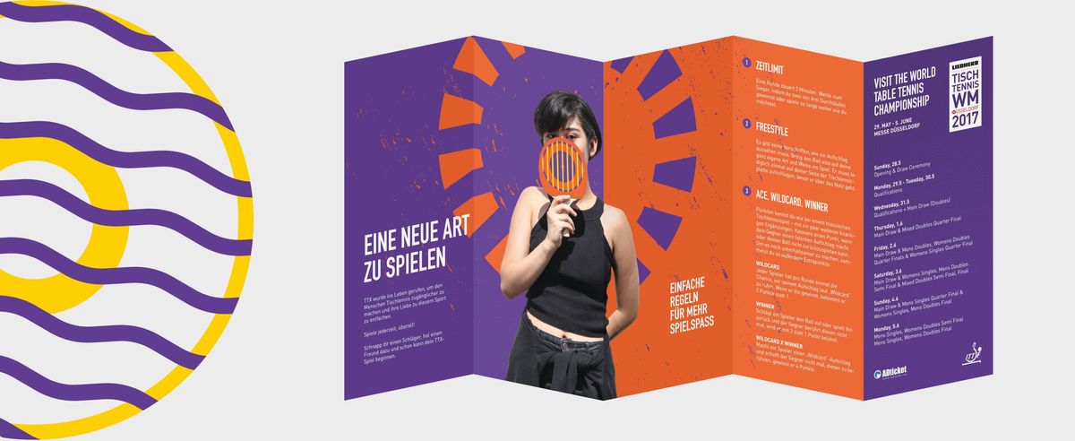 Aufgeklappter Flyer zur Veranstaltung auf Deutsch
